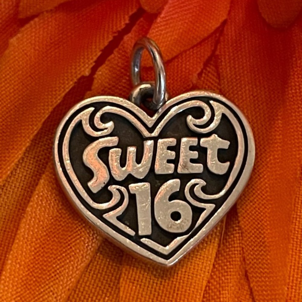 JAMES AVERY SWEET 16 HEART CHARM UNCUT LOOP